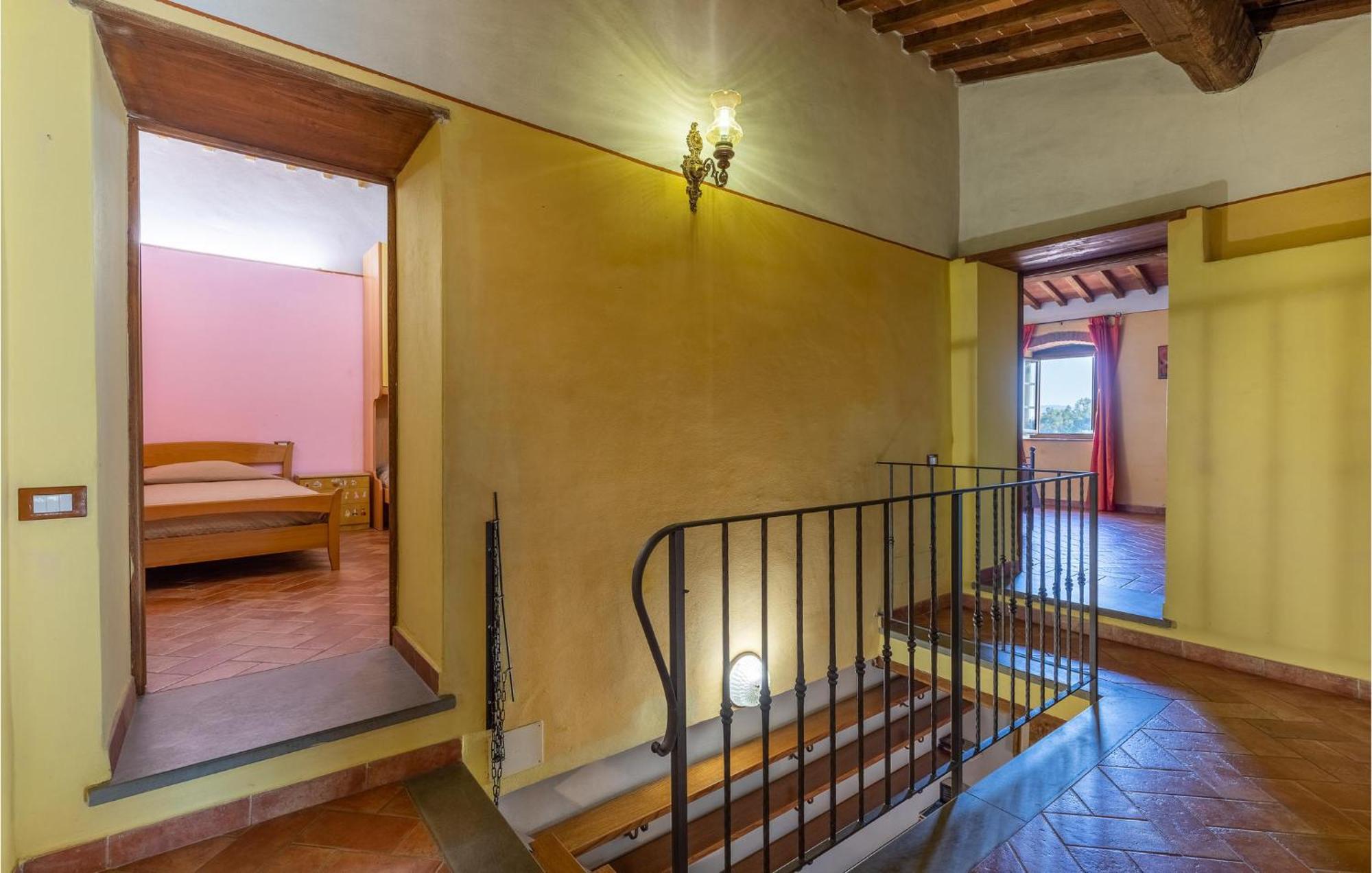 Awesome Home In Marliana With Kitchenette Exterior foto